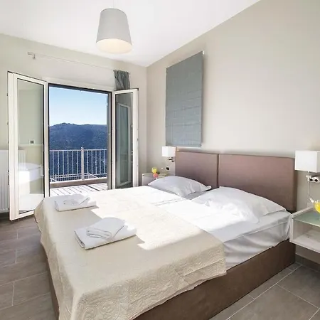 Remvi&olive Grove Villa
